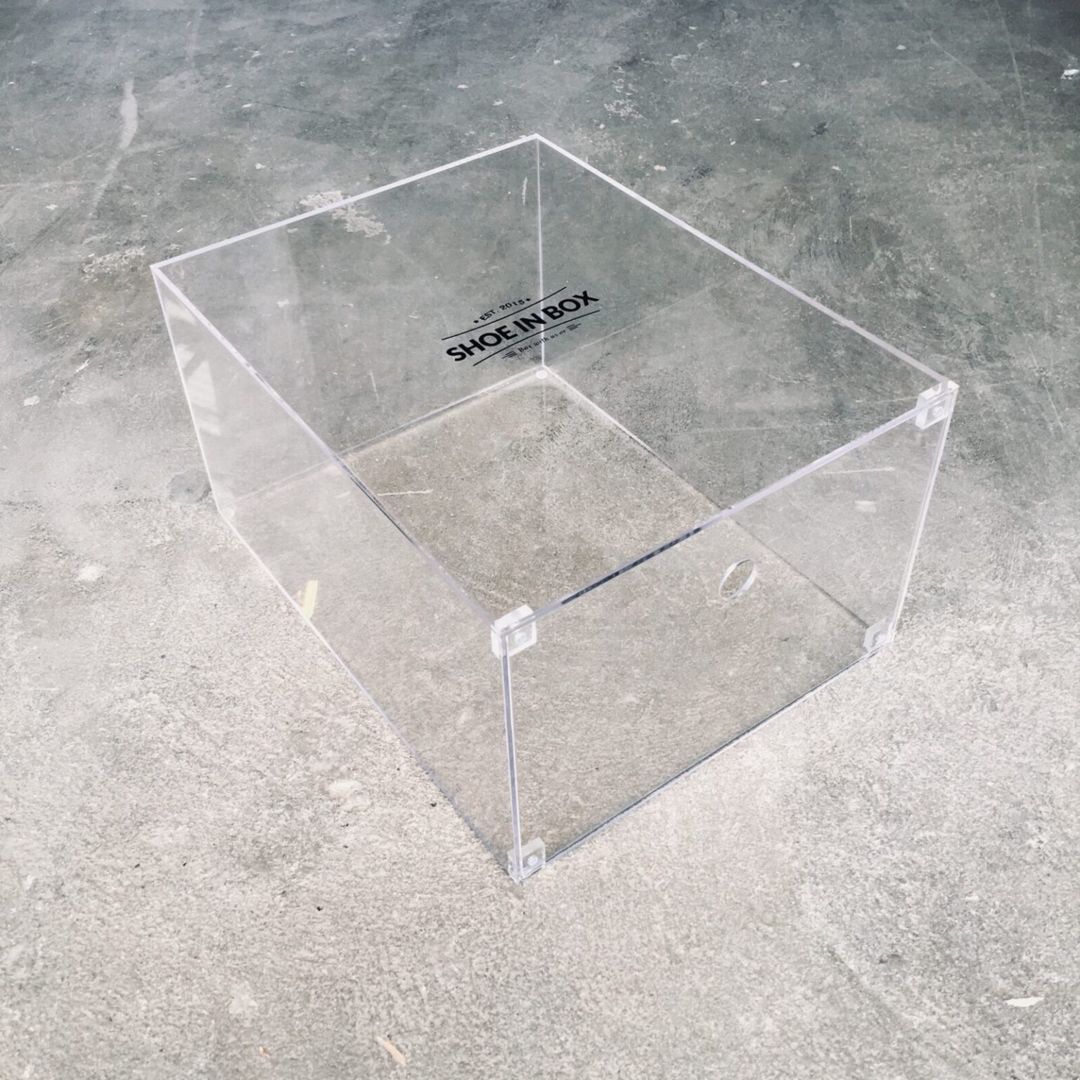 Akryl Crystal Clear Drop Off Sneaker box