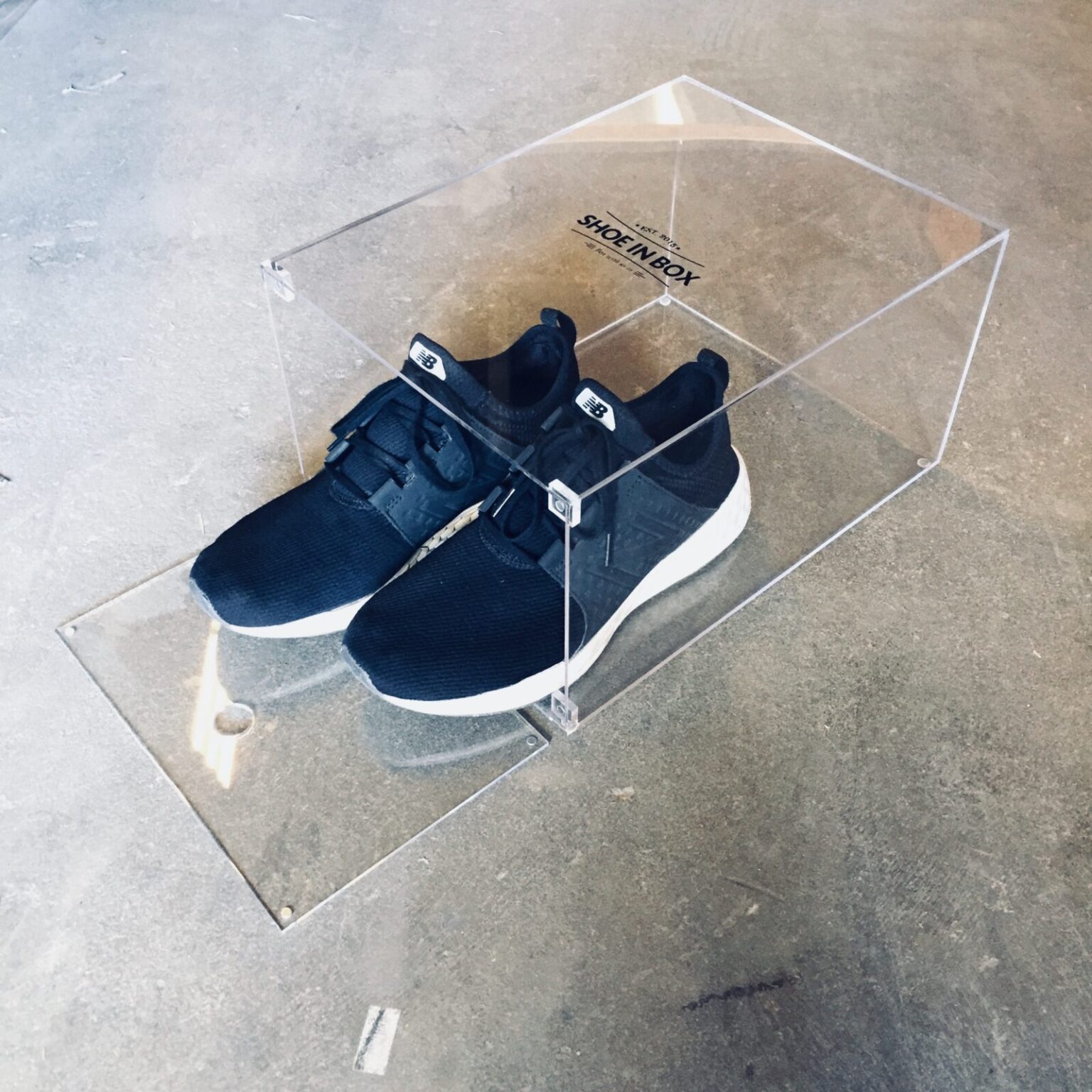 Akryl Crystal Clear Drop Off Sneaker box